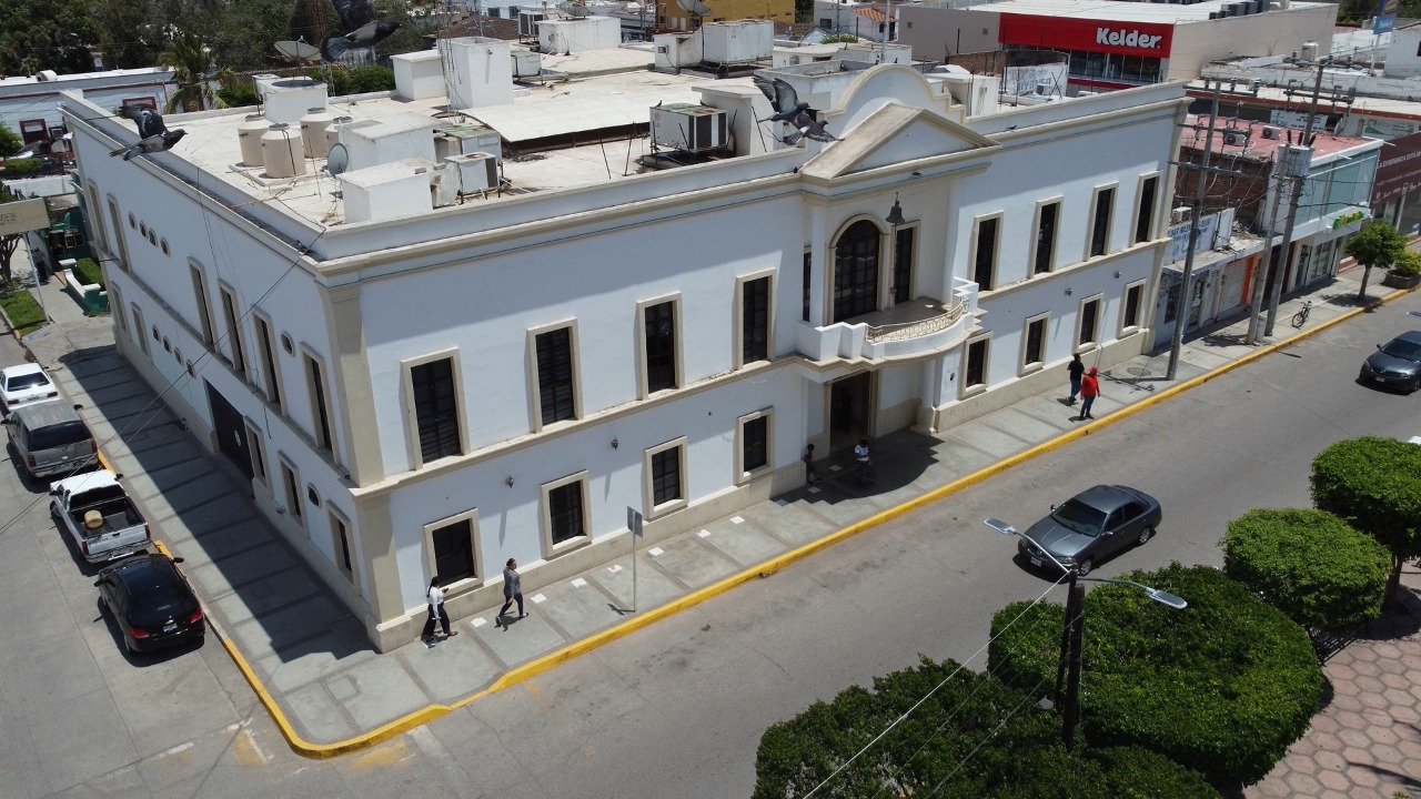 Vista aérea del Ayuntamiento de Elota.