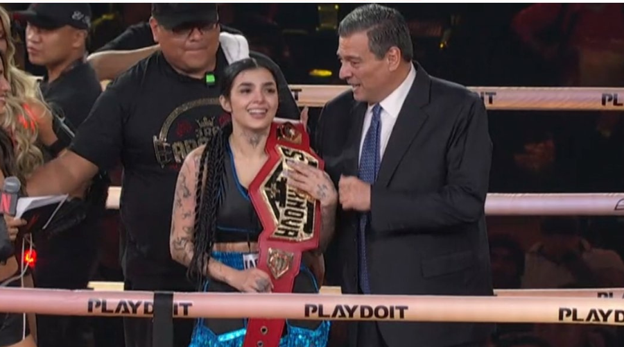 Karely Ruiz se lleva el cinturón de Supernova: Génesis.
