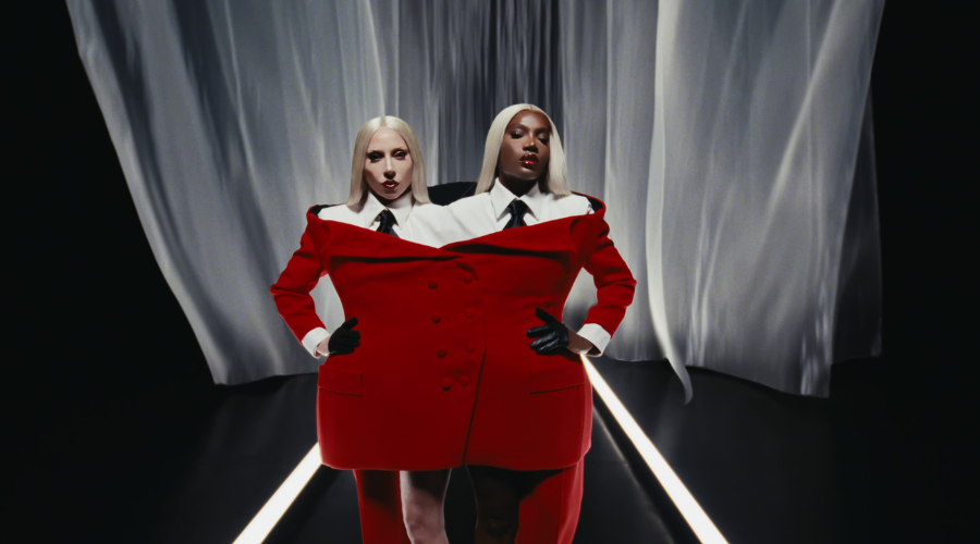 Lady Gaga y Doechii en el video oficial de 