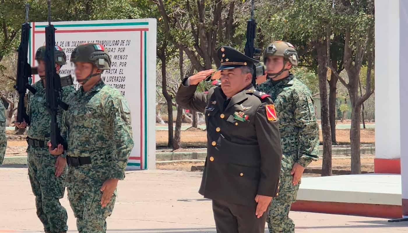 Adrián Ortiz asume mando 42 batallón de infantería en Guamúchil