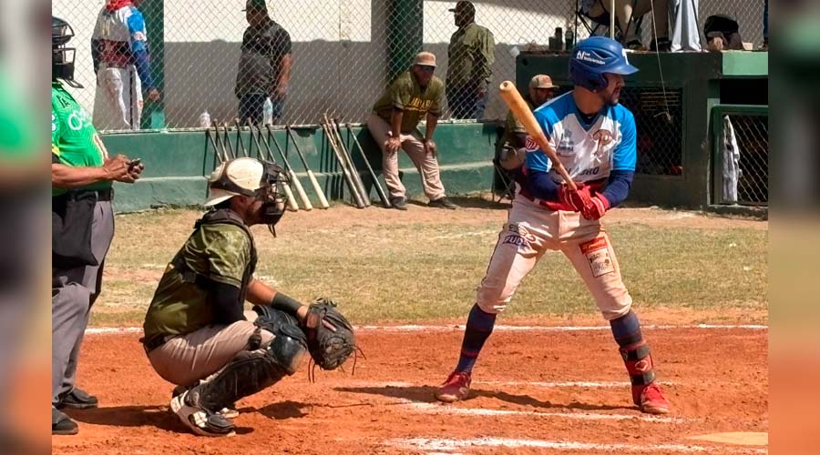Juego de la Liga Clemente Grijalva Cota