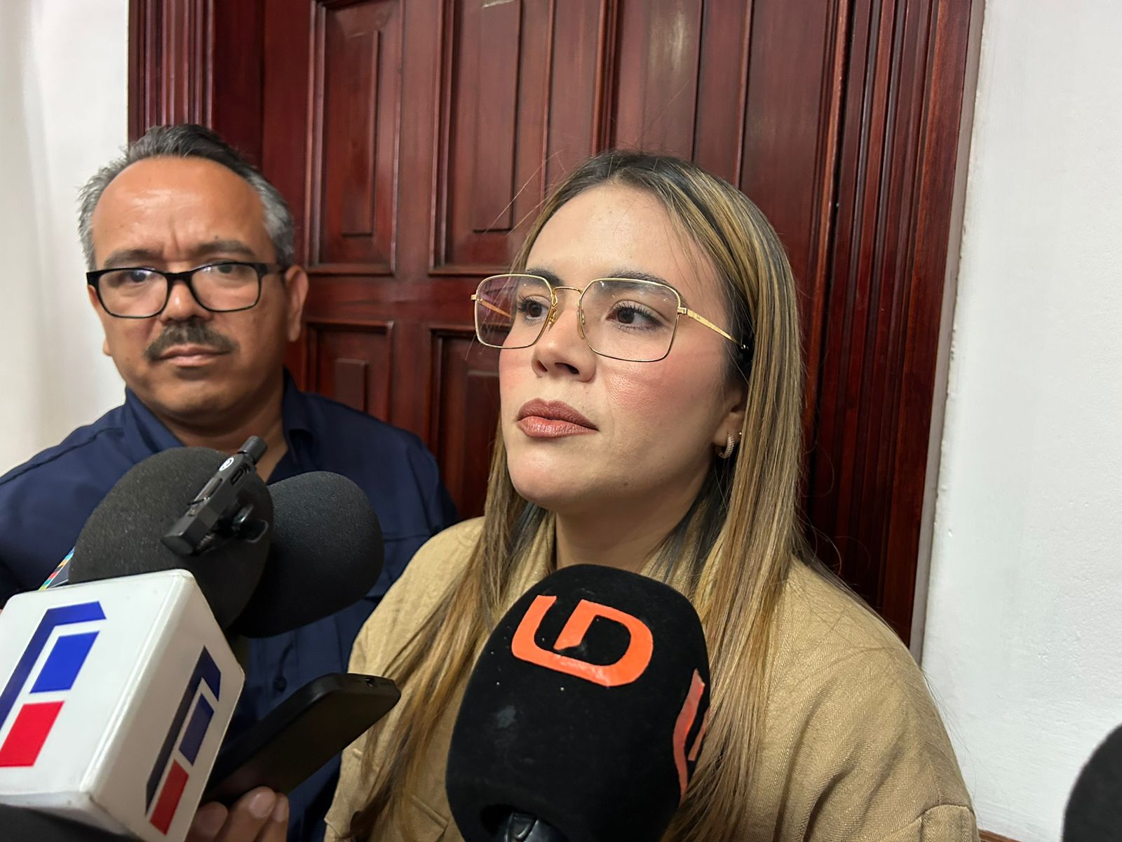 Ana Miriam Ramos Villareal en conferencia de prensa
