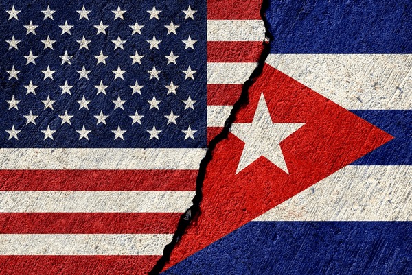 Trump retoma amenazas de intervención militar en Cuba: 