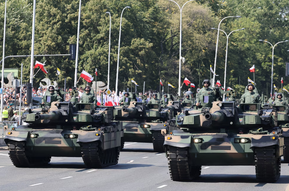 Polonia planea ampliar sus fuerzas armadas hasta 500 mil efectivos