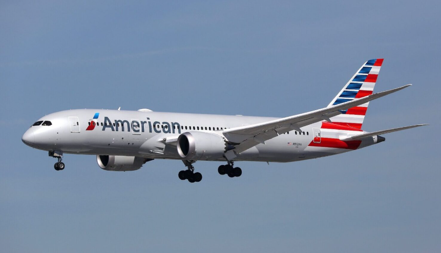 American Airlines llevará internet satelital de Starlink a cientos de aviones a partir de 2027