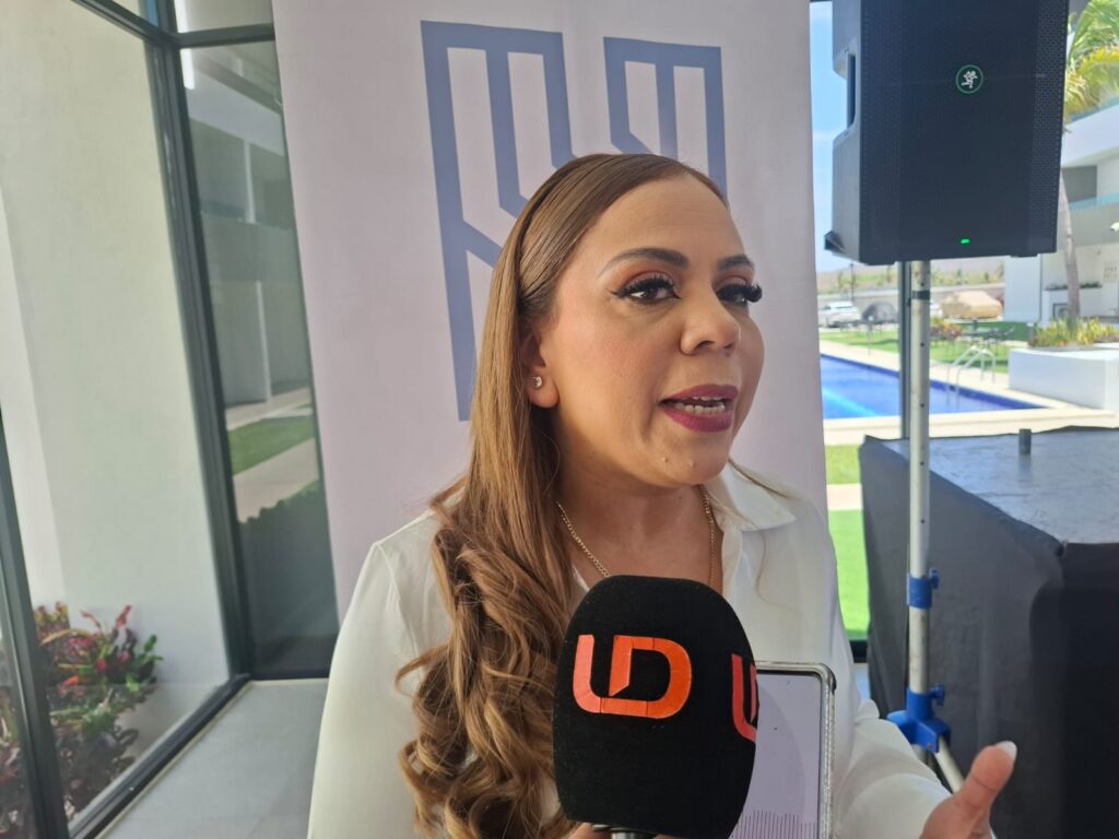 Carmen Alicia Salazar Reyes hablando con Línea Directa