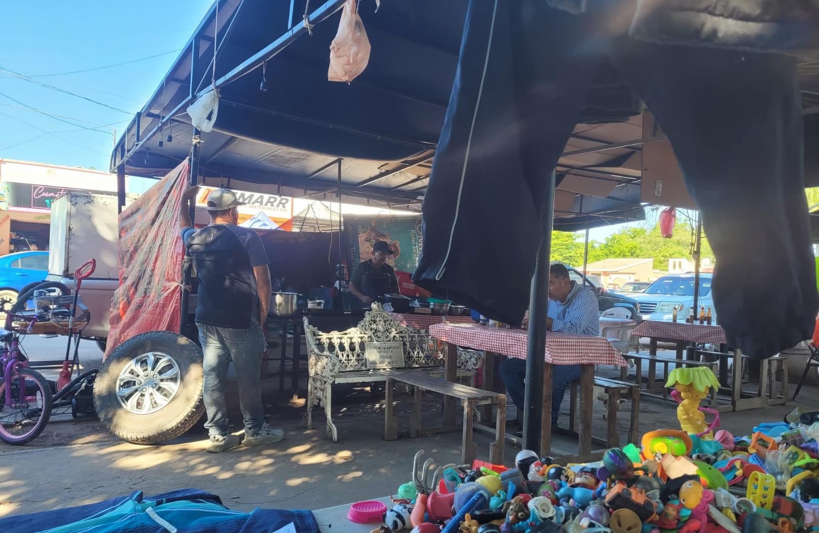 Crisis por recibos de luz también pega al comercio