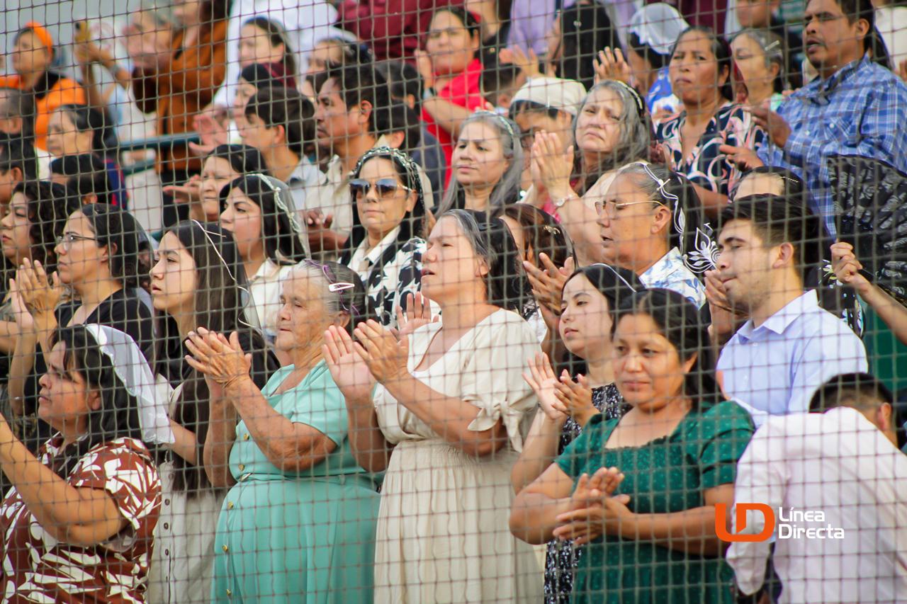 Cruzada evangelística de la Iglesia Apostólica reúne a miles en el Chevron Park