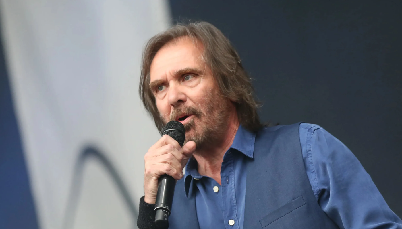 Dennis Locorriere.