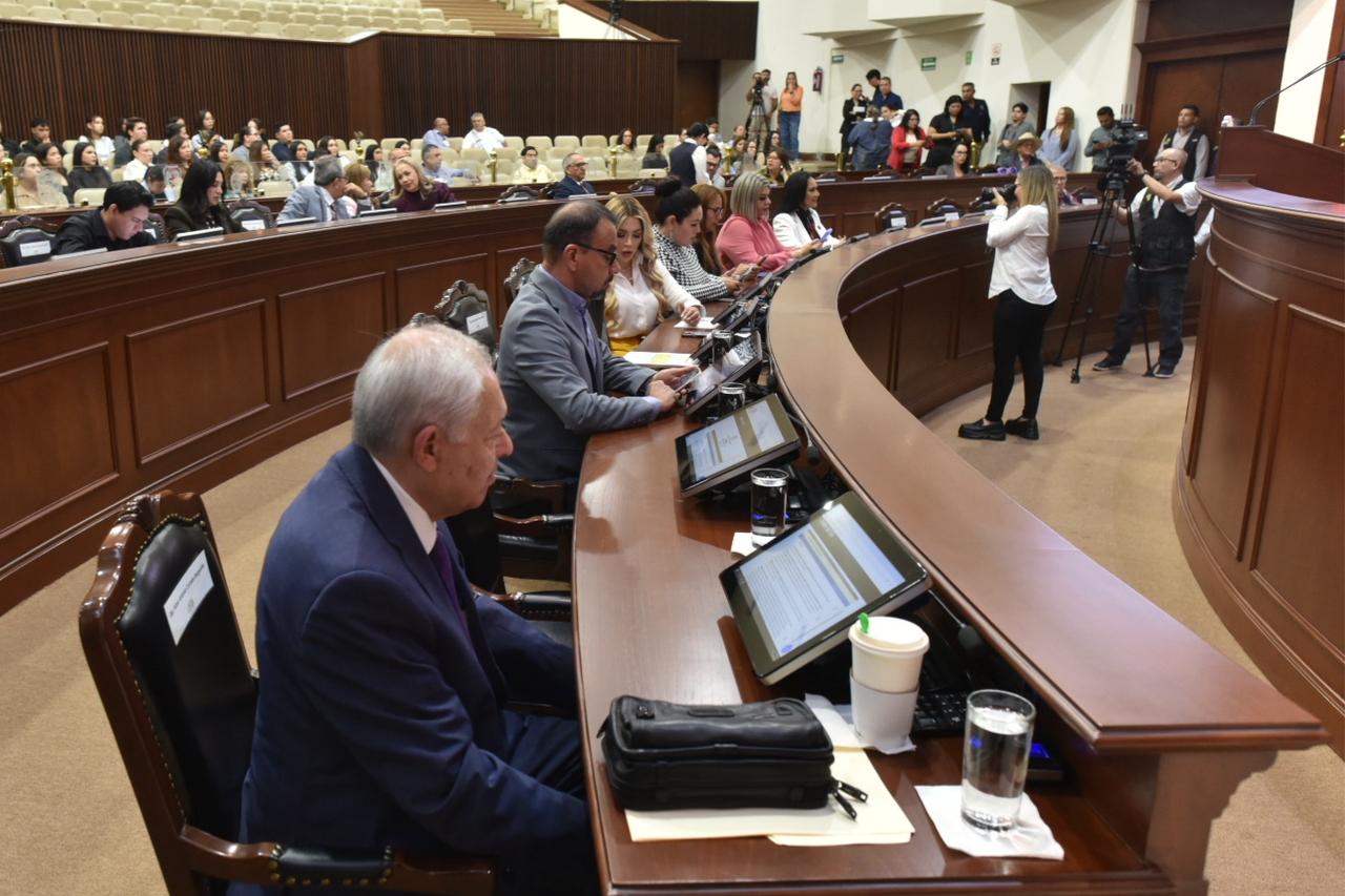 Diputados en el Congreso de Sinaloa.