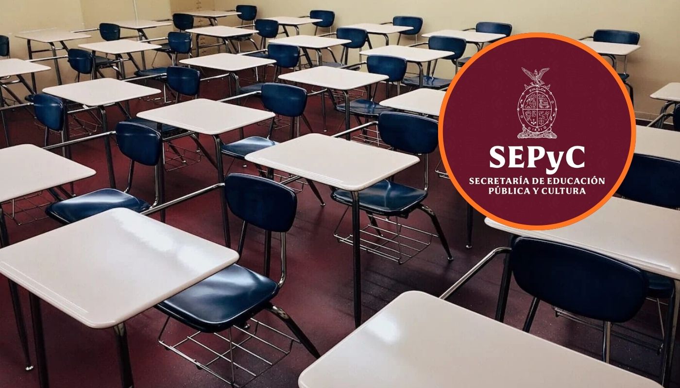 Salón de clases vacío junto un circulo con el logo de la institución