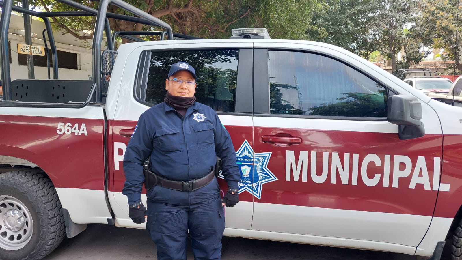 Mujer policía