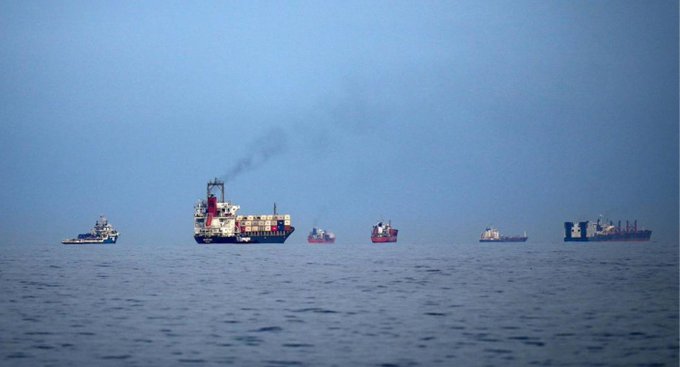 EU ataca bases iraníes y embarcaciones en el estrecho de Ormuz; argumenta 