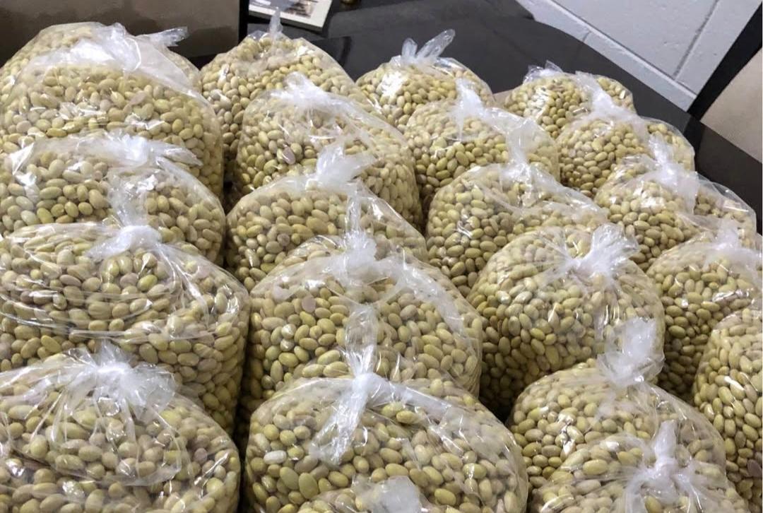 Bolsas con granos de frijol