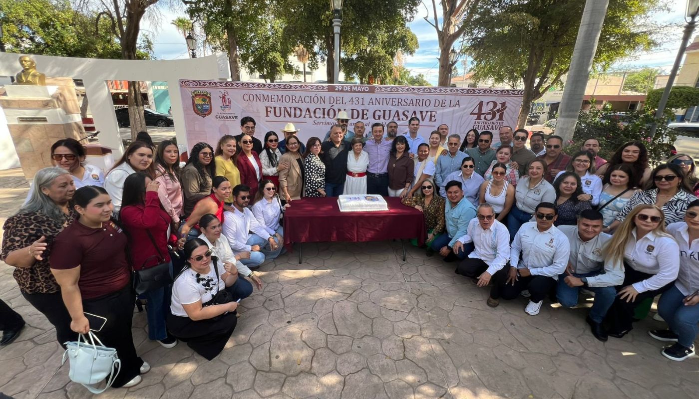 Personas en un evento de Guasave
