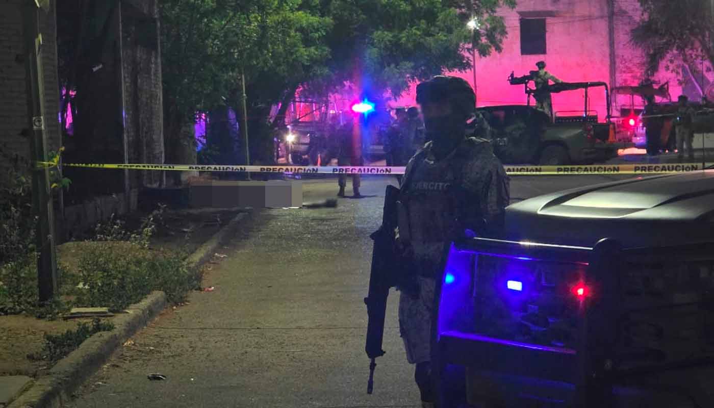 Militares resguardan área acordonada en Culiacán