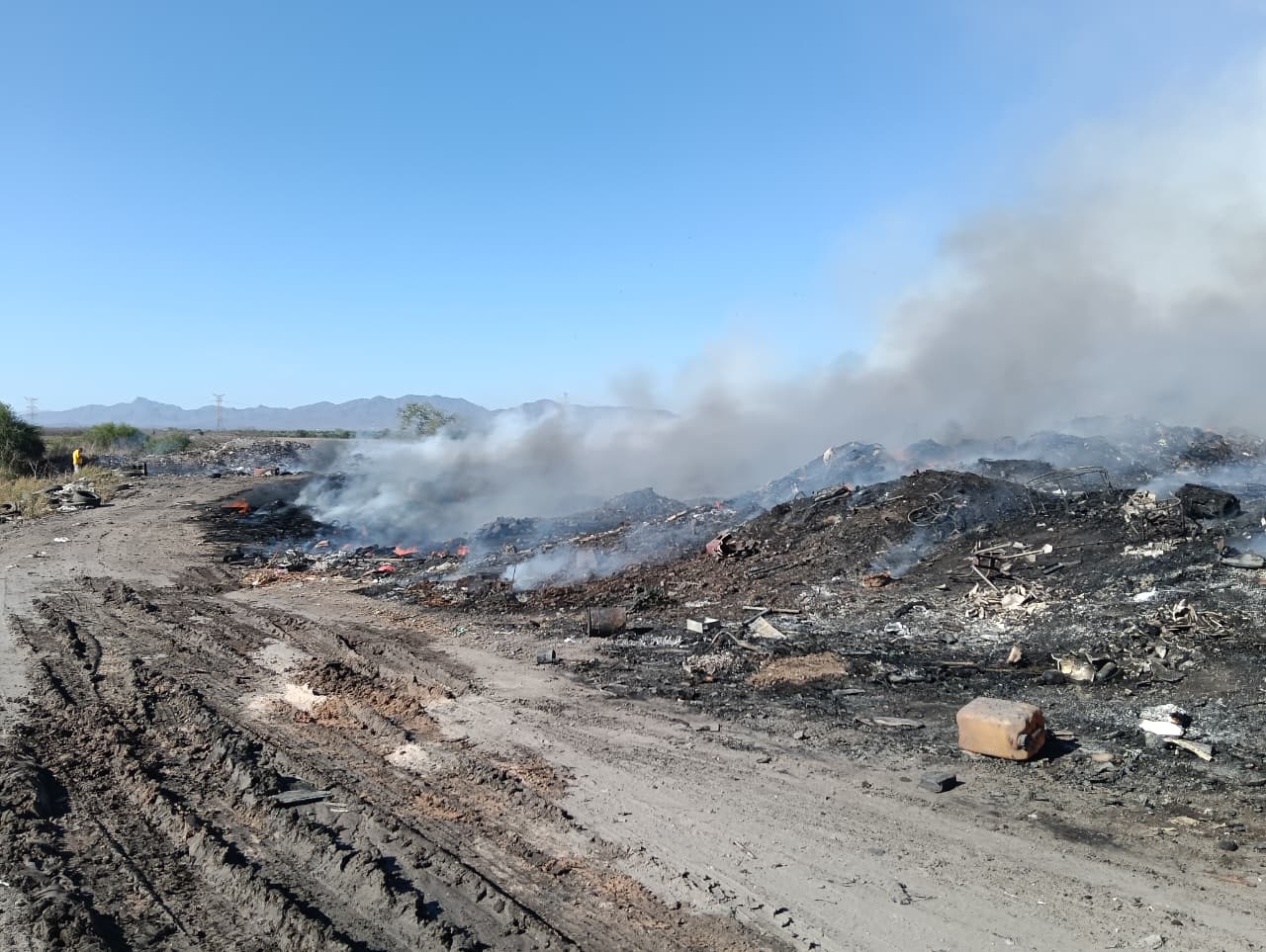 humo de incendio en basura