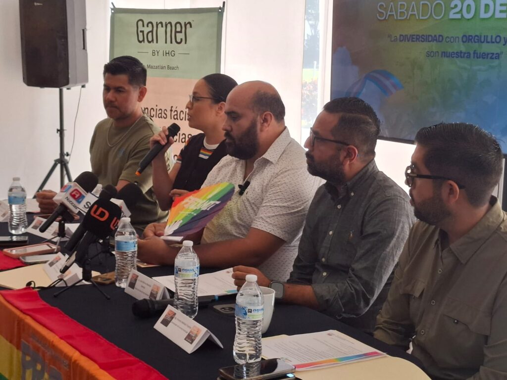 Conferencia de prensa previo a la marcha del orgullo LGBT+Maz 2026