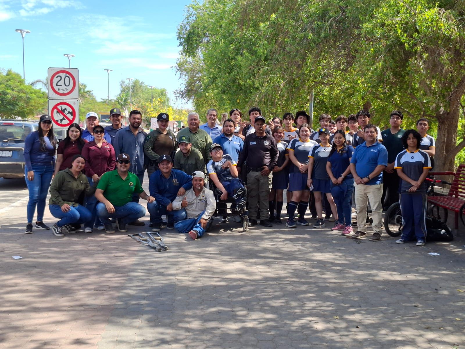 Jornada de limpieza en Guasave.