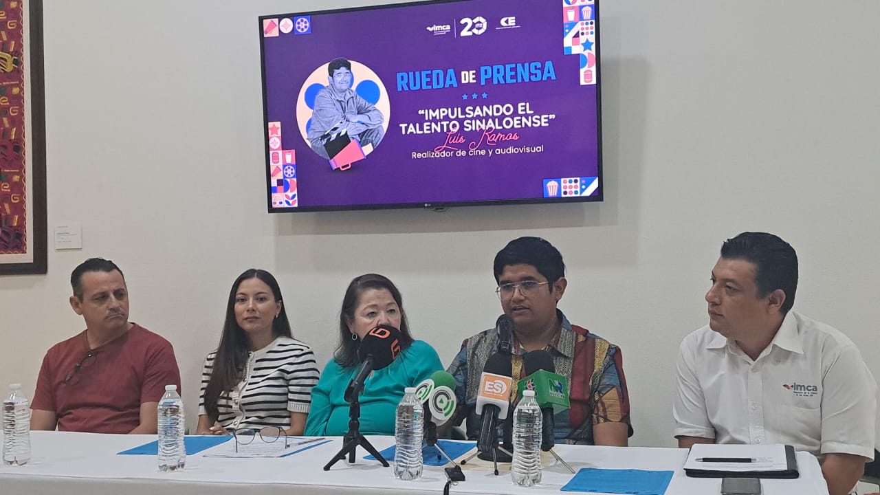 Rueda de prensa con la presencia de Luis Ramos.