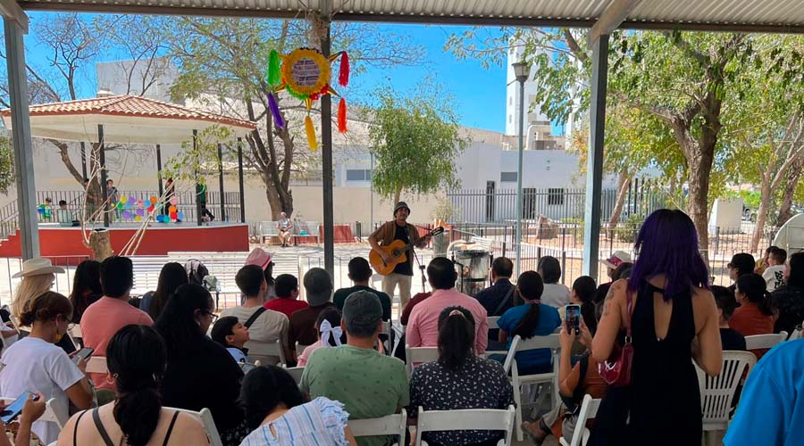 Música en vivo por segunda Manifestación Cultural de Guasave  