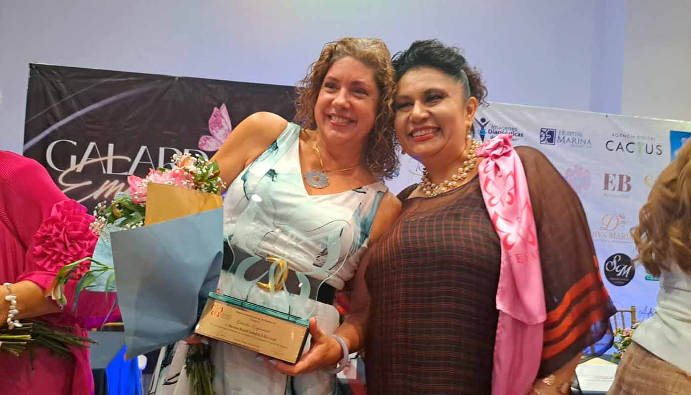Marianne Biasotti recibe reconocimiento empresarial en Mazatlán