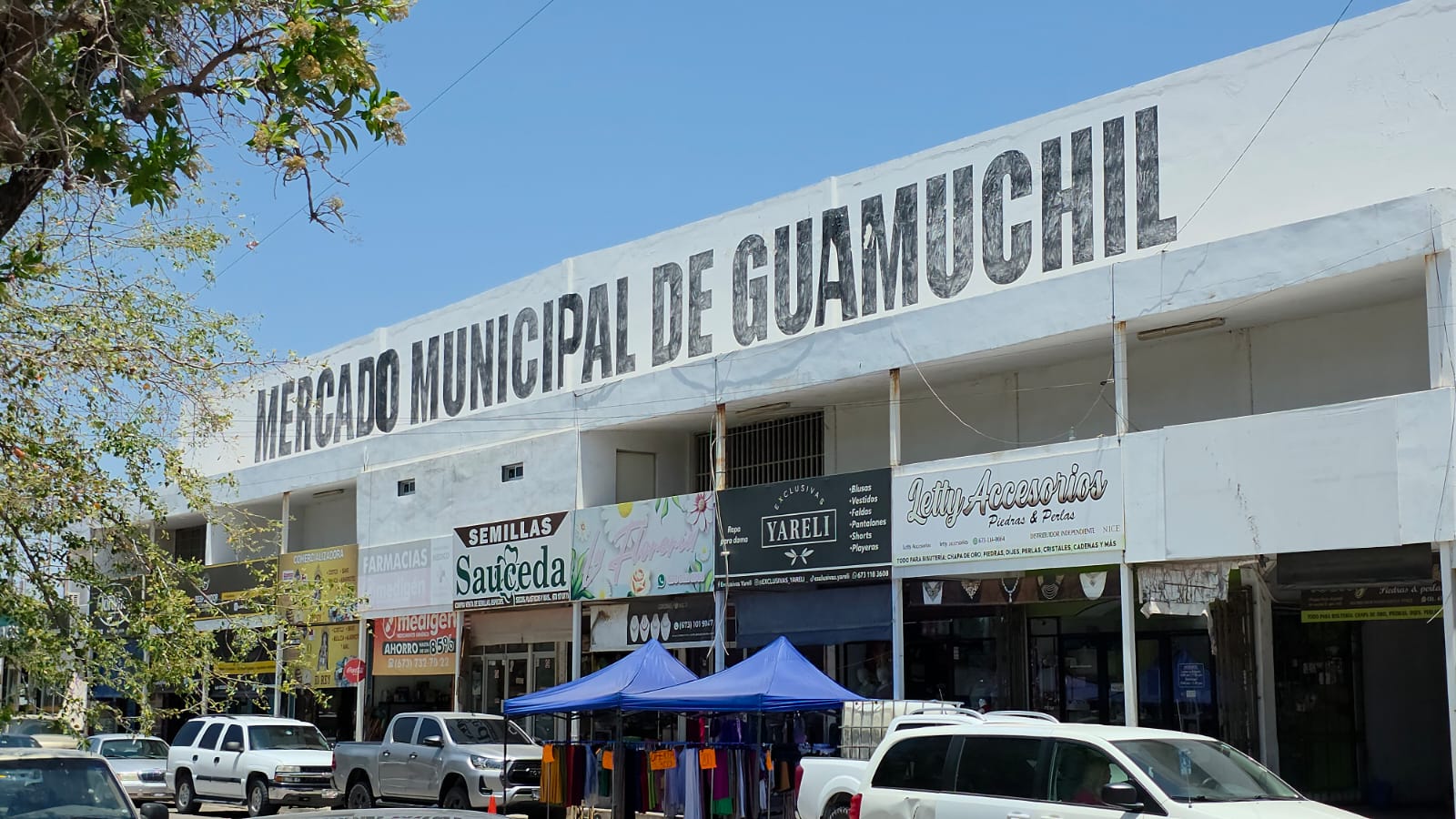 Exterior del mercado municipal de Guamúchil