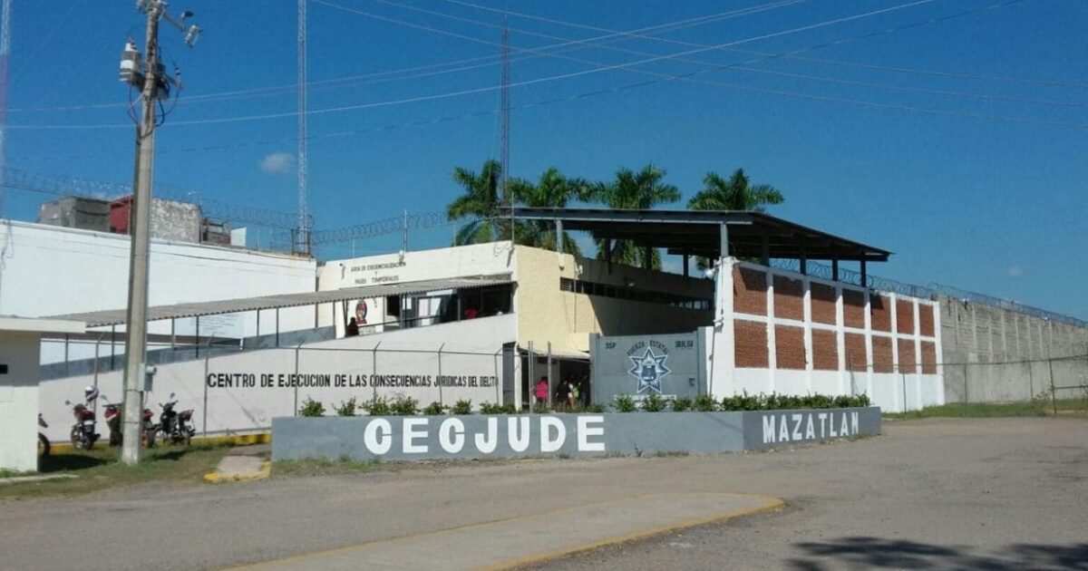 Muere un interno del penal de Mazatlán cuando jugaba beisbol