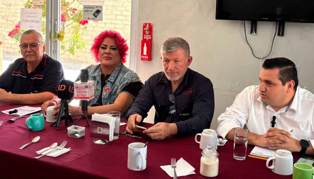 Pimpinela Escarlata ratifica Show de lucha libre en Los Mochis