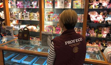 Profeco vigila negocios por Día de las Madres