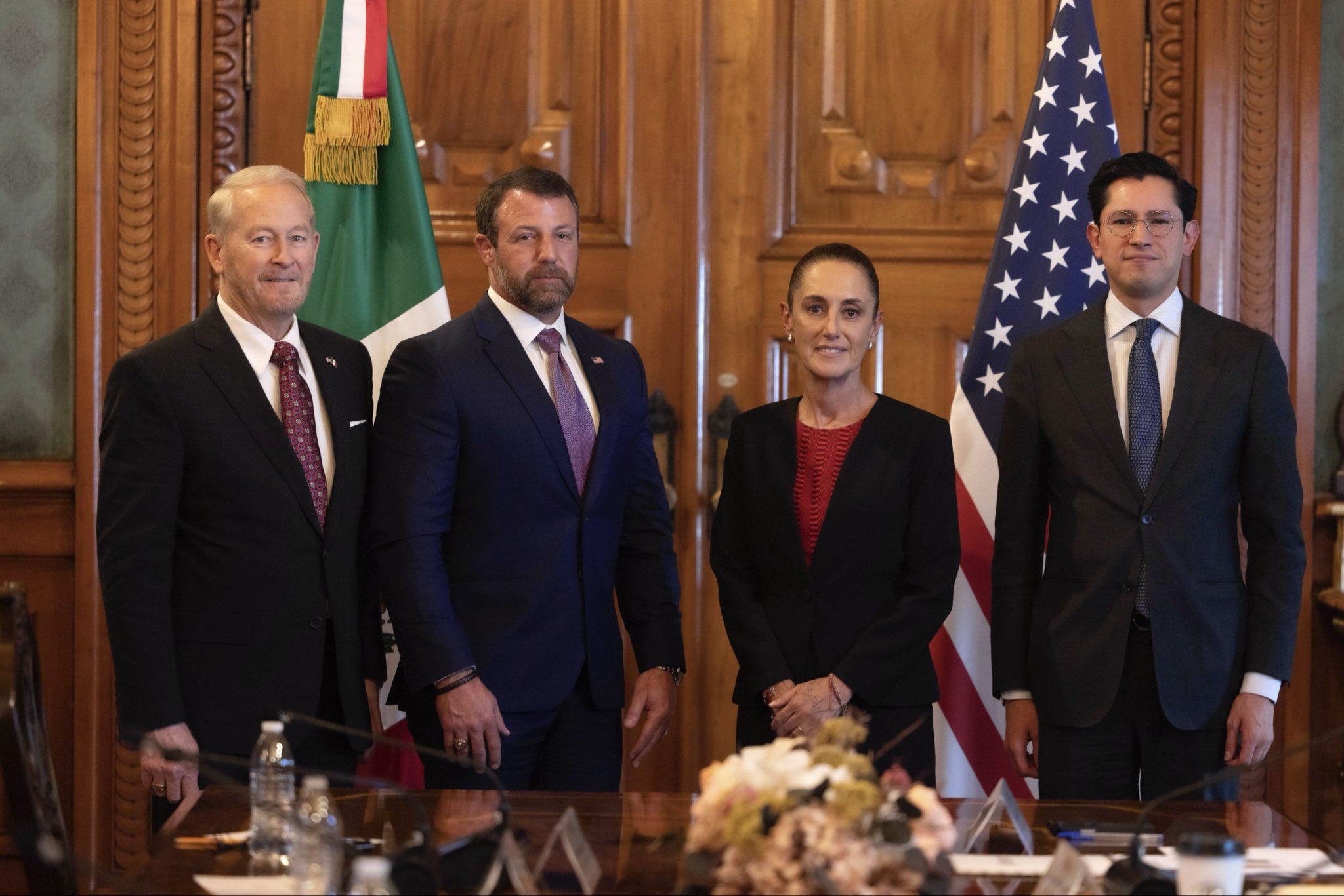 Sheinbaum recibe a Secretario de Seguridad de EU