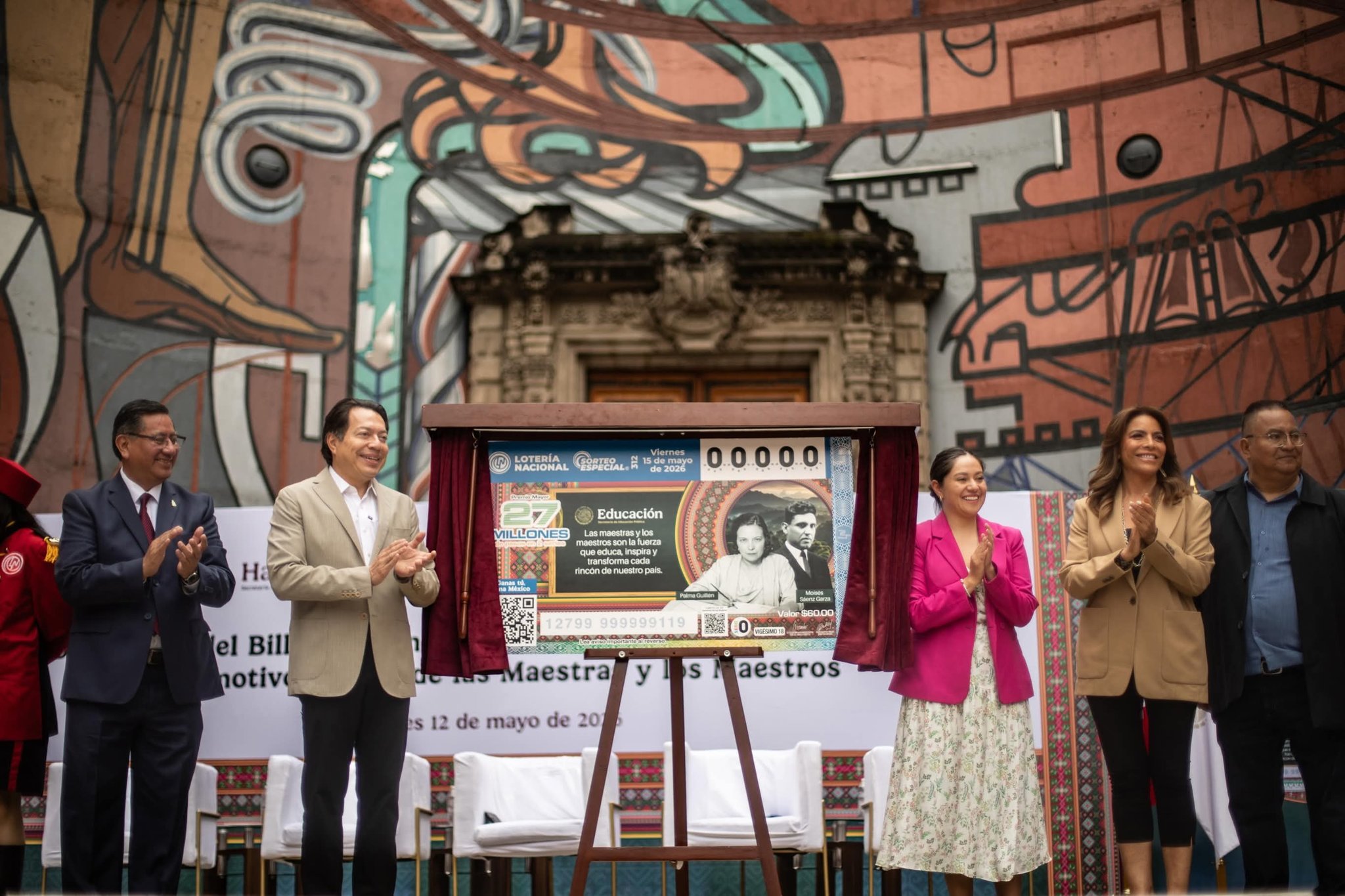 Lotería Nacional y SEP develan billete conmemorativo por el Día del Maestro 2026