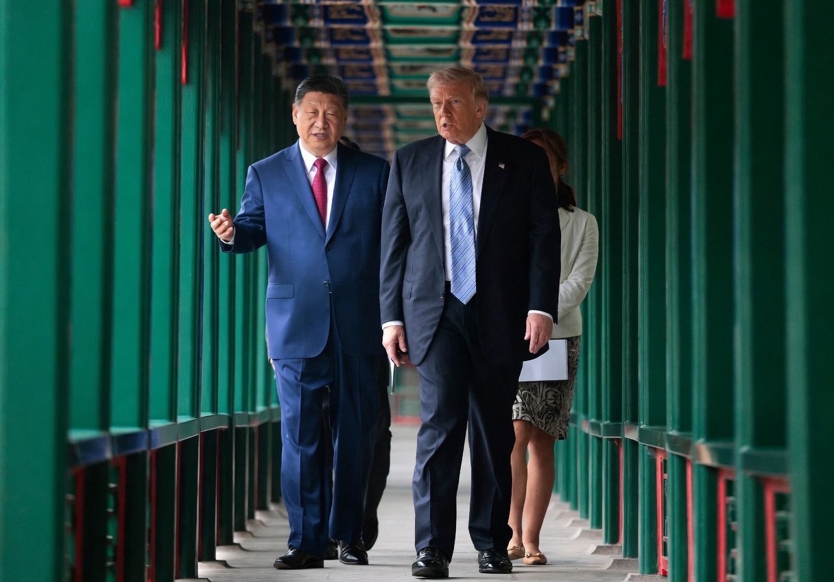 Trump y Xi Jinping concluyen cumbre en China; destacan 
