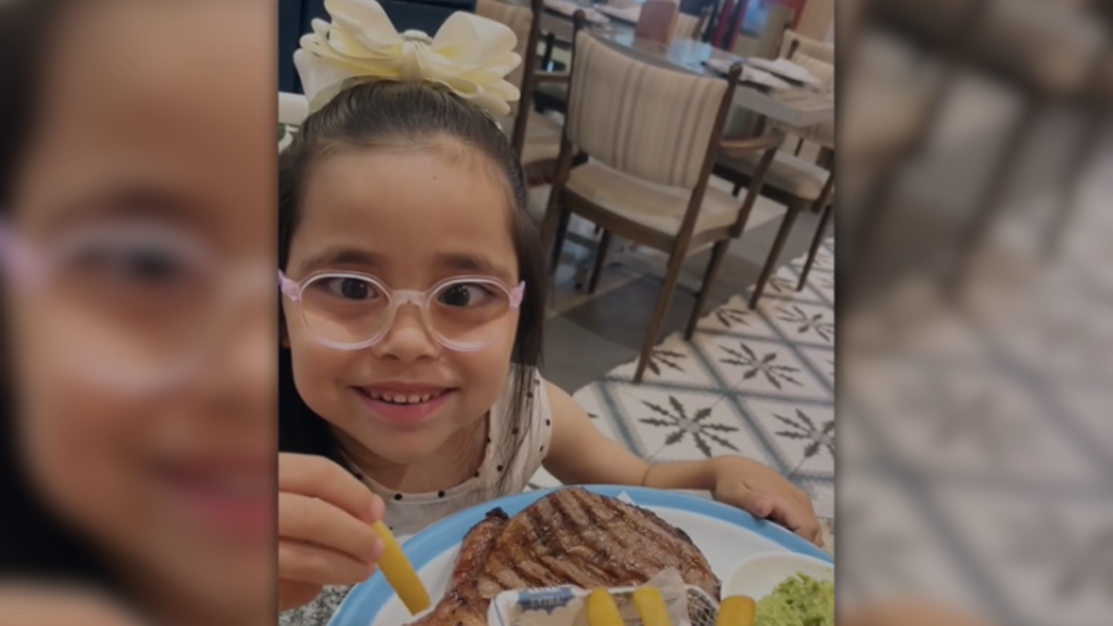 Romina sigue conquistando corazones; ya camina con seguridad