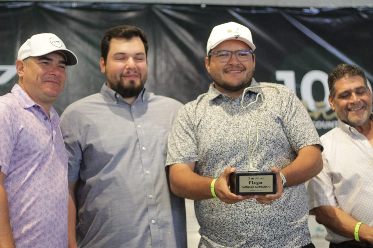 Ramón Ruelas gana categoría de Campeonato en el Torneo Anual de Golf del Country Club