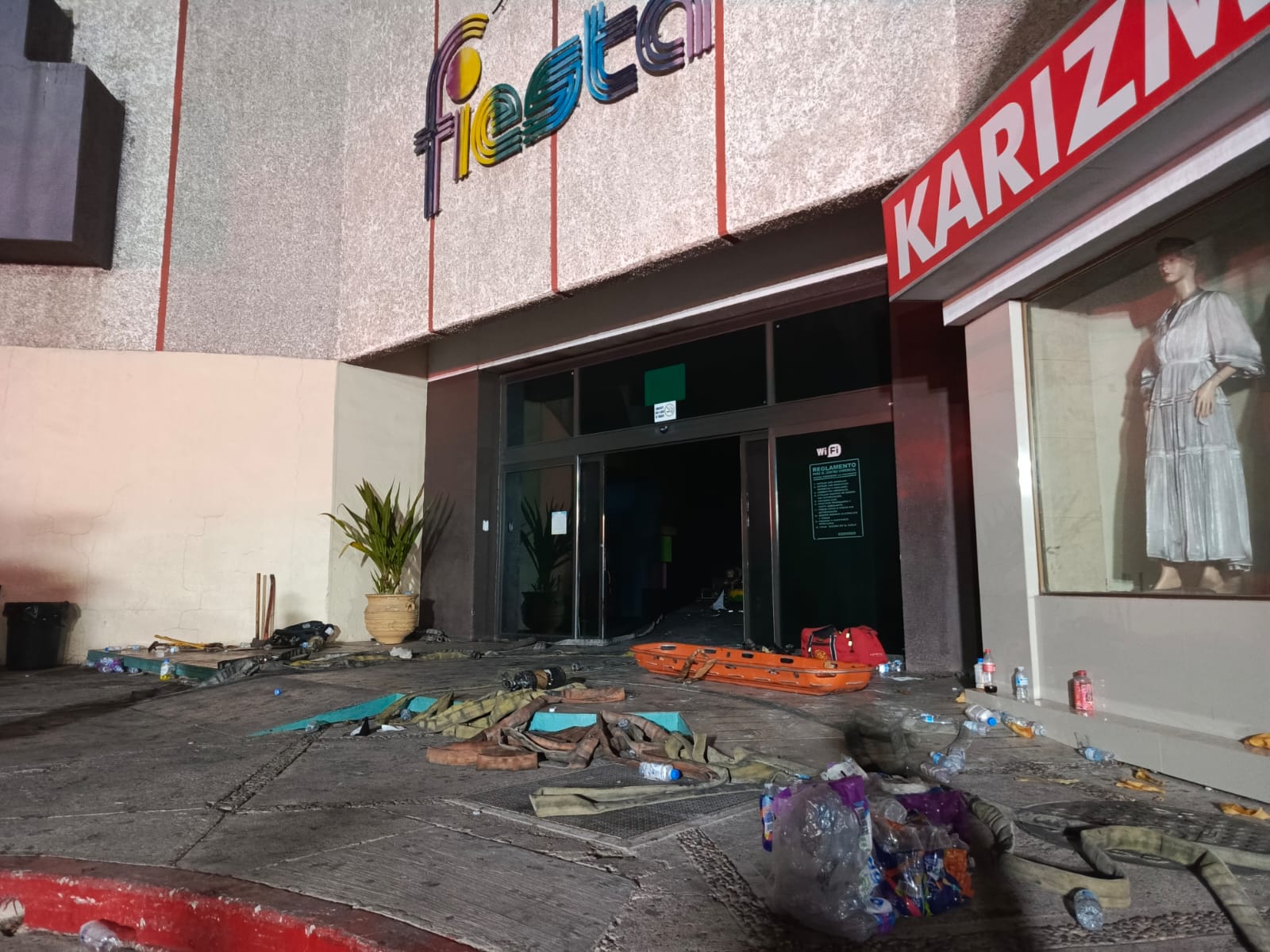 “Uno está crítico”: revelan estado de salud de heridos tras incendio en Plaza Fiesta en Los Mochis