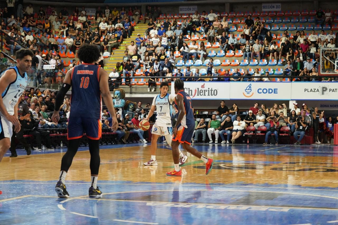 Pioneros cae con contundencia ante Astros en serie pendiente del Cibacopa