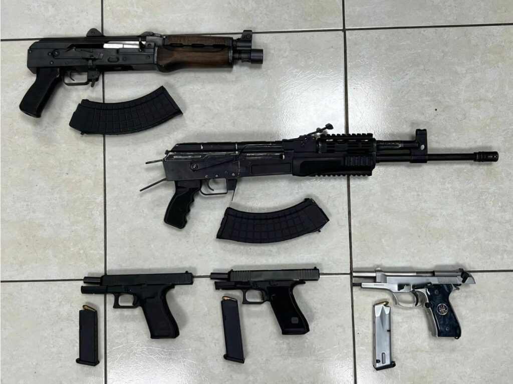 armas y cargadores