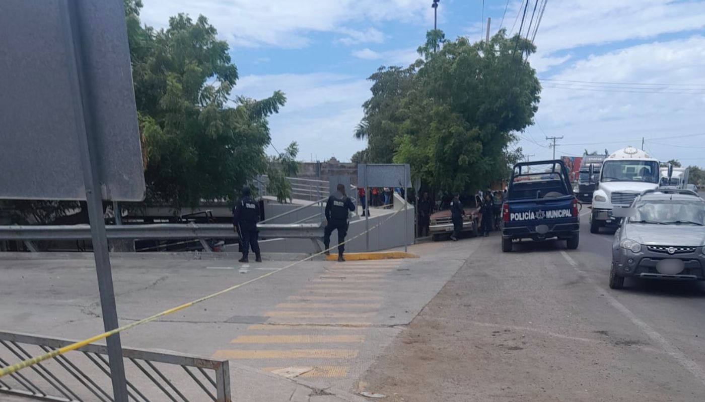 Policía Municipal de Escuinapa en zona de se encuentran artefactos explosivos