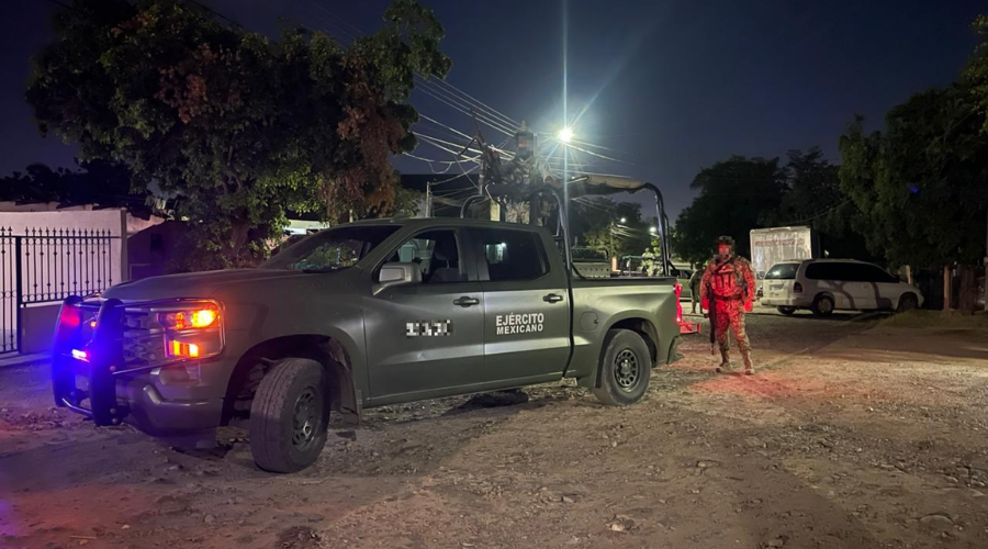 Militares resguardan el sitio del homicidio