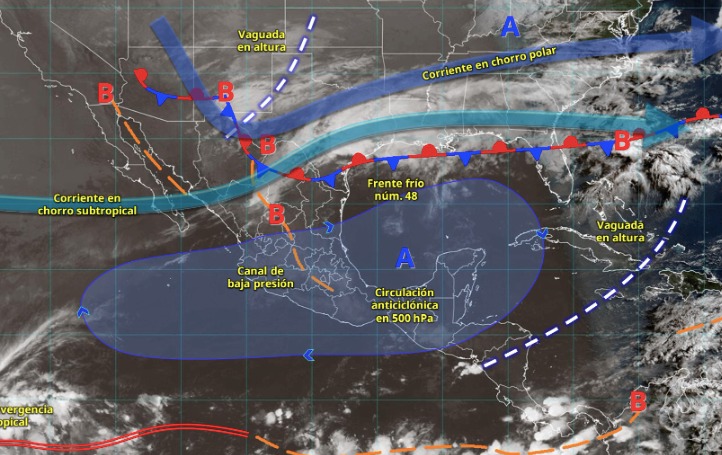 Imagen satelital de México indicando los sistemas meteorológicos activos