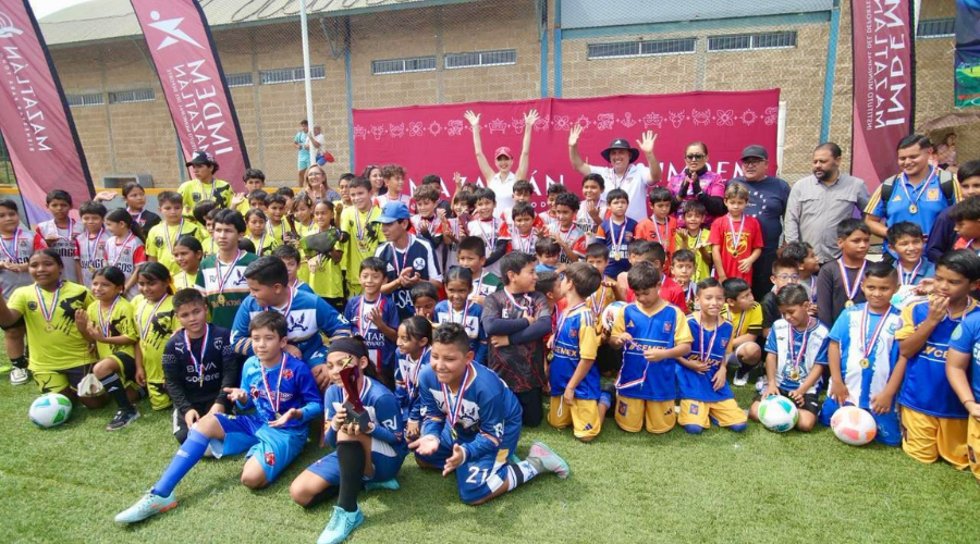 Torneo de Futbol Goles por la Paz