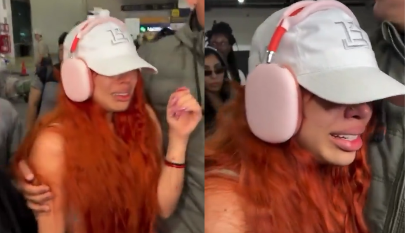 Yeri Mua rompe en llanto en aeropuerto de la CDMX.
