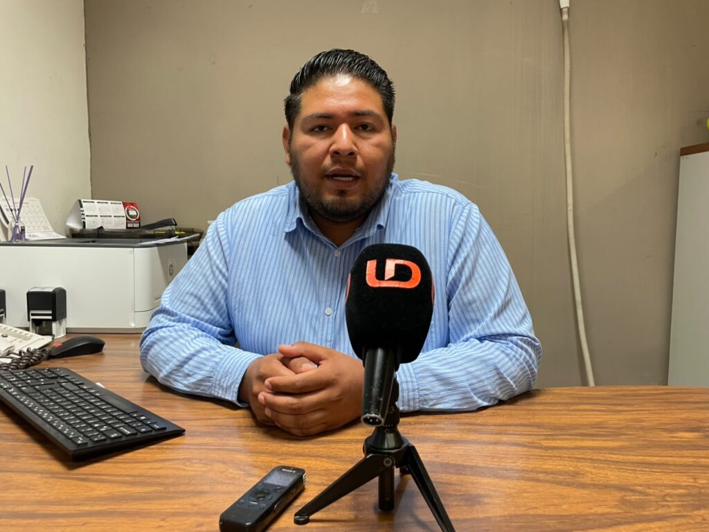 Aarón Francisco Armenta Moroyoqui hablando con Línea Directa