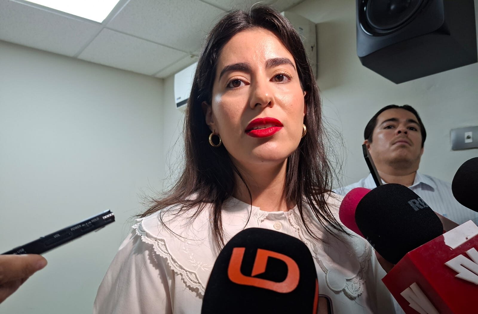 Ana Francis Chiquete Elizalde, titular de Semujeres.