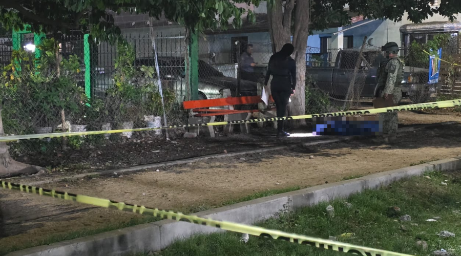 Asesinan a un menor de edad en cancha de futbol