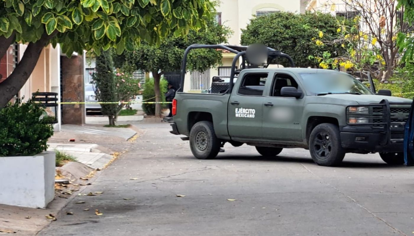 Camioneta del Ejército Mexicano