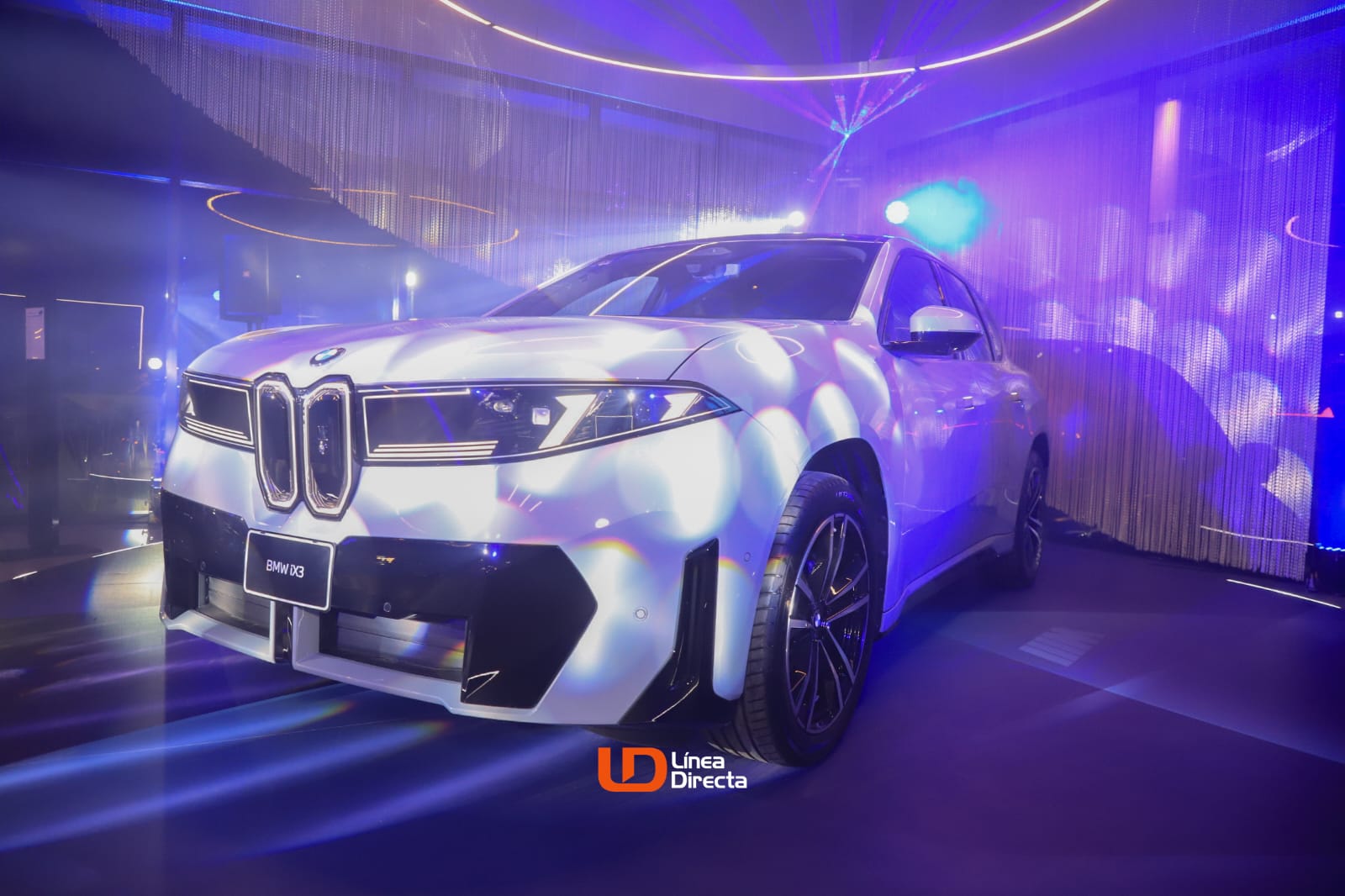 Presentación de la nueva BMW iX3 50 xDrive 2027.
