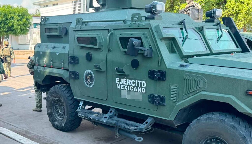 Blindado del Ejército Mexicano