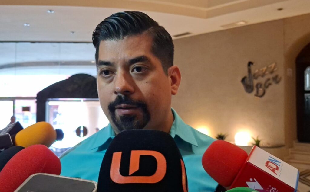 director de Prevención y Promoción de la Salud, Gerardo Kenny Inzunza Leyva.